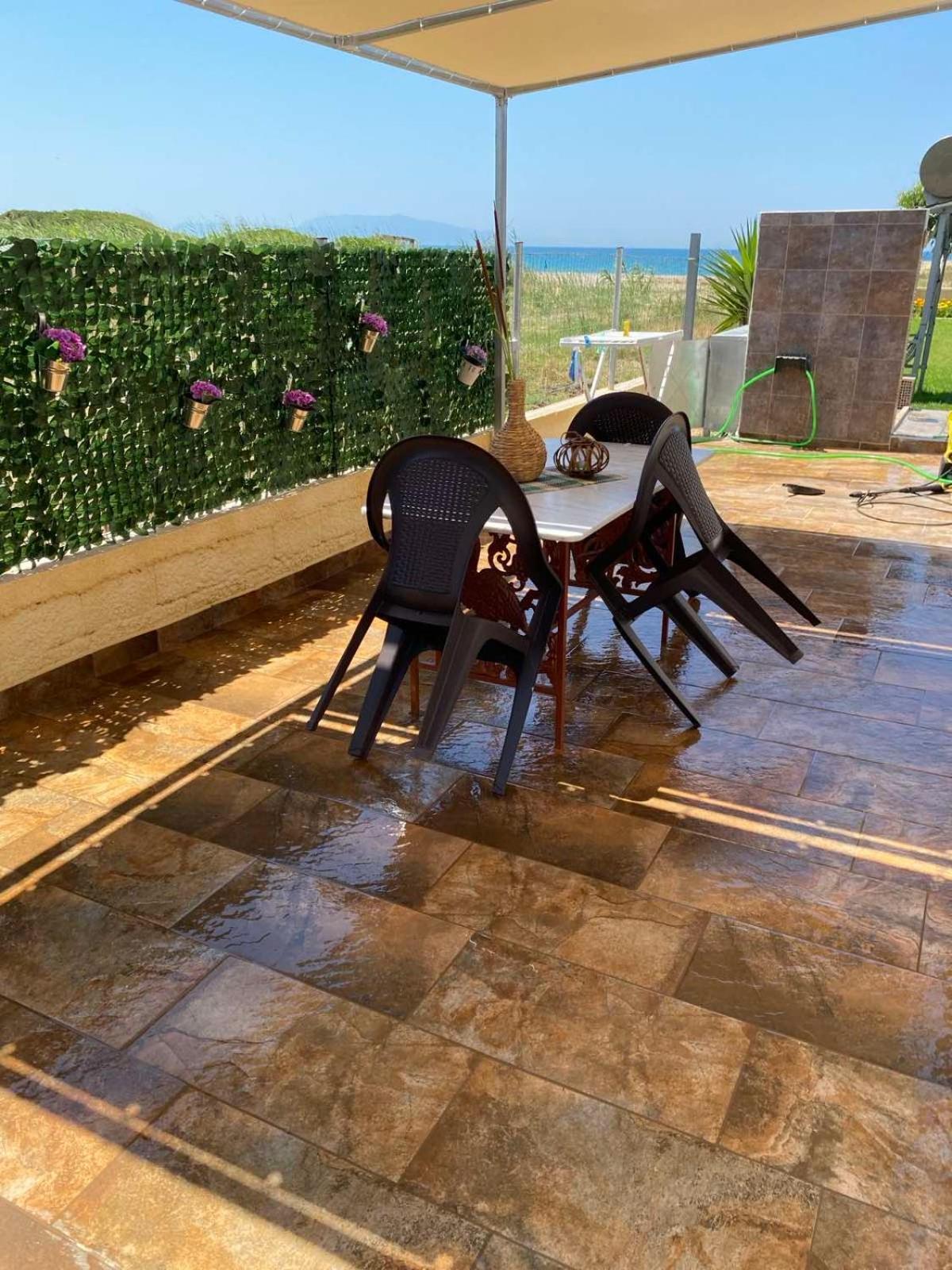 Nea Thesi Aster Beach House מראה חיצוני תמונה